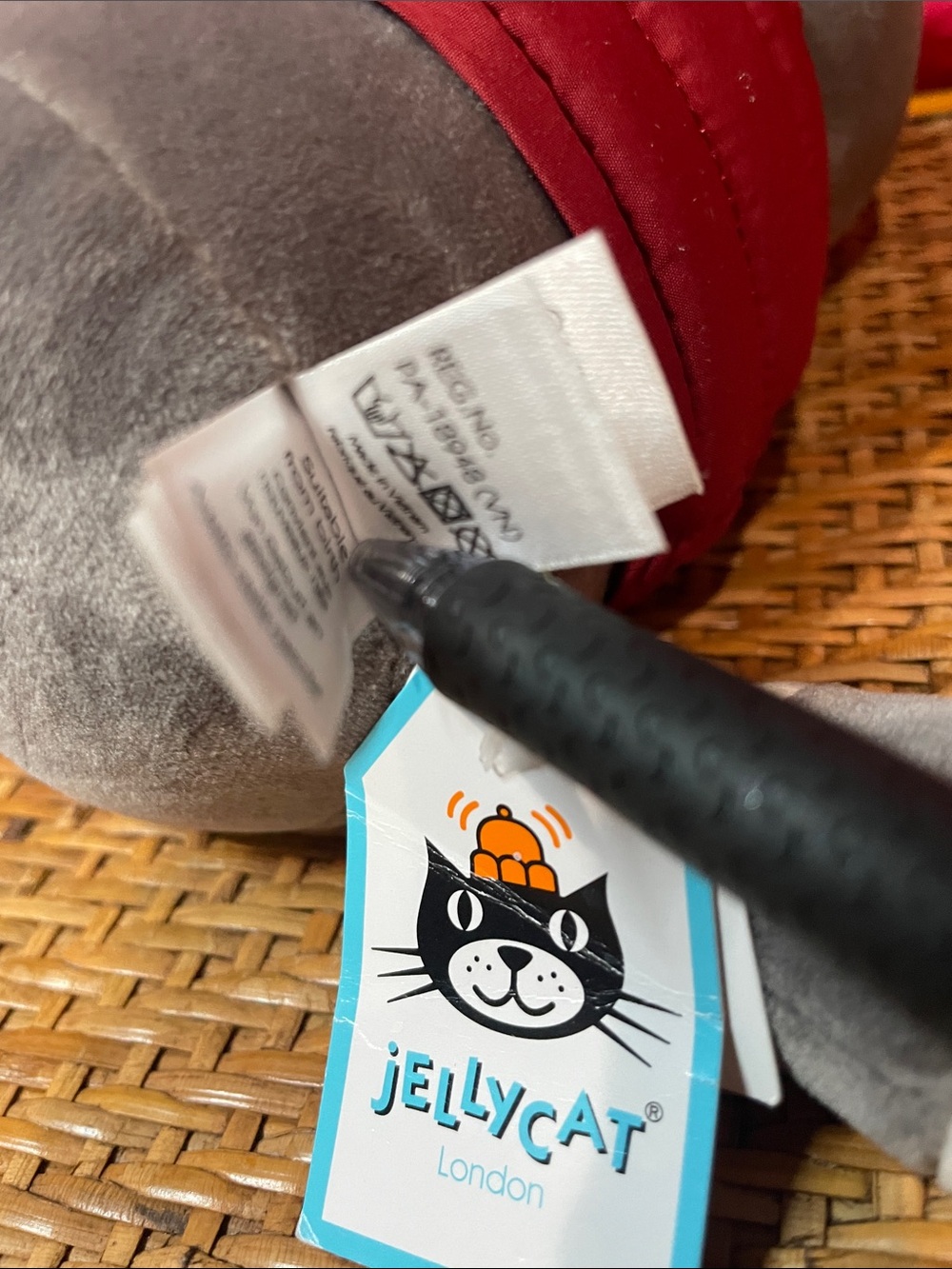 Jellycat Campfire Critter Raccoon NWT - Picture 9 of 14